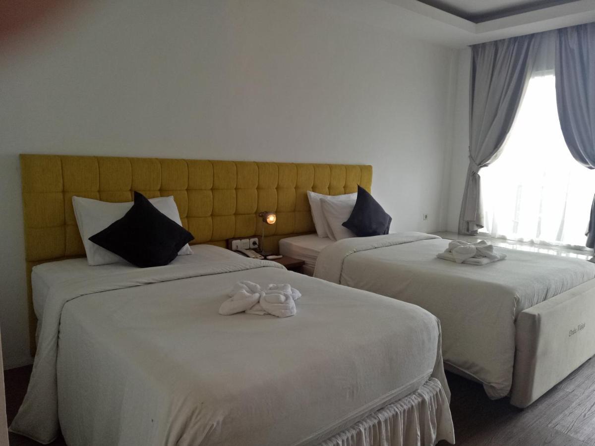 Graha Widjaja Hotel Puncak Exterior photo